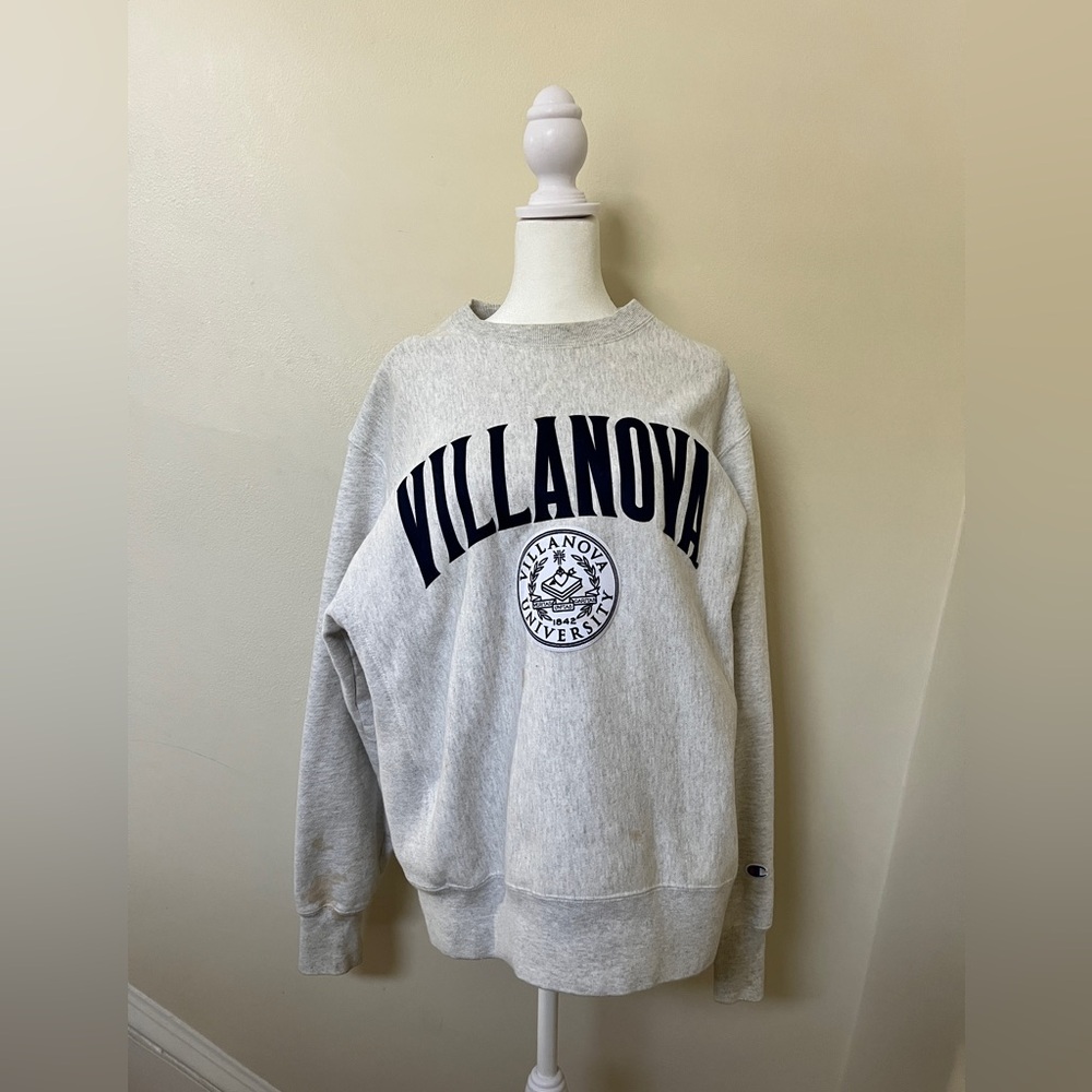 Champion Villanova Crewneck Sweatshirt
Size M